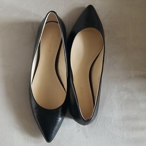 Nine West black pointy toe flats